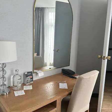 Best Western Plus Le Picardy Saint-Quentin  Exterior photo