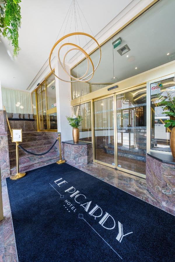 Western Le Picardy 4*