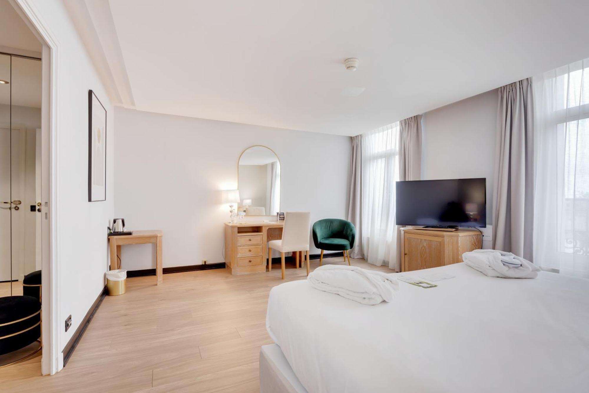 Western Le Picardy 4*