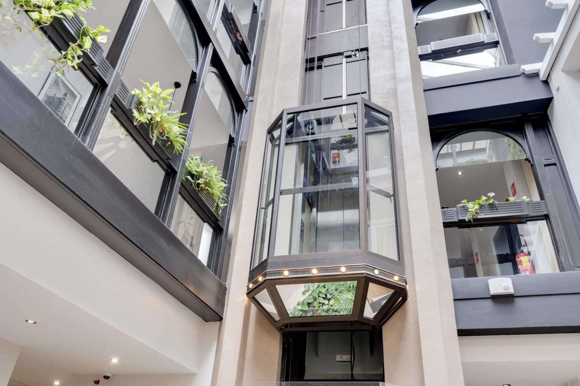 Hotel Western Le Picardy 4*